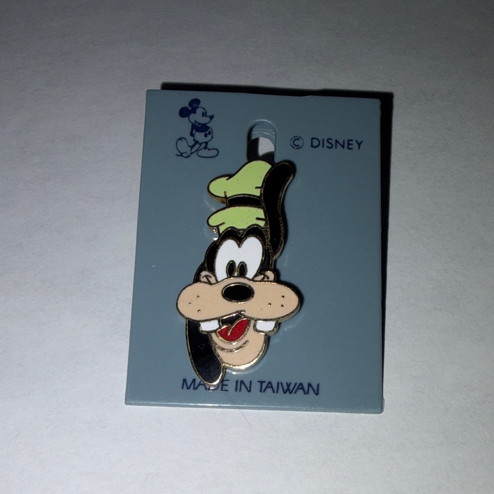 Vintage Goofy Head Disney Pin 2001 | Walt Disney World Official Retired